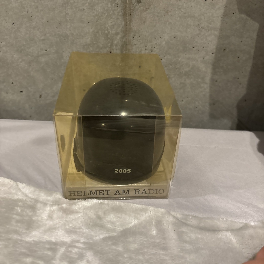 阪神タイガース - 2005優勝記念グッズ 阪神 ヘルメットラジオの 阪神タイガース - 2005優勝記念グッズ 阪神 ヘルメットラジオの