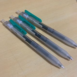 MUJI (無印良品) - 無印良品　ノック式ボールペン　緑