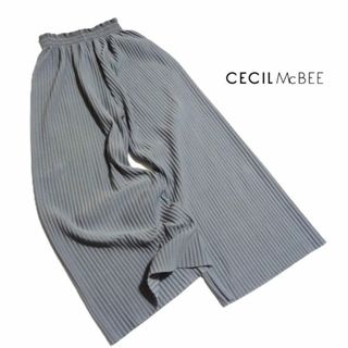 セシルマクビー(CECIL McBEE)の◆セシルマクビー◆ F（細身の背の高めの方向き） 美品♪プリーツフレアパンツ(キュロット)