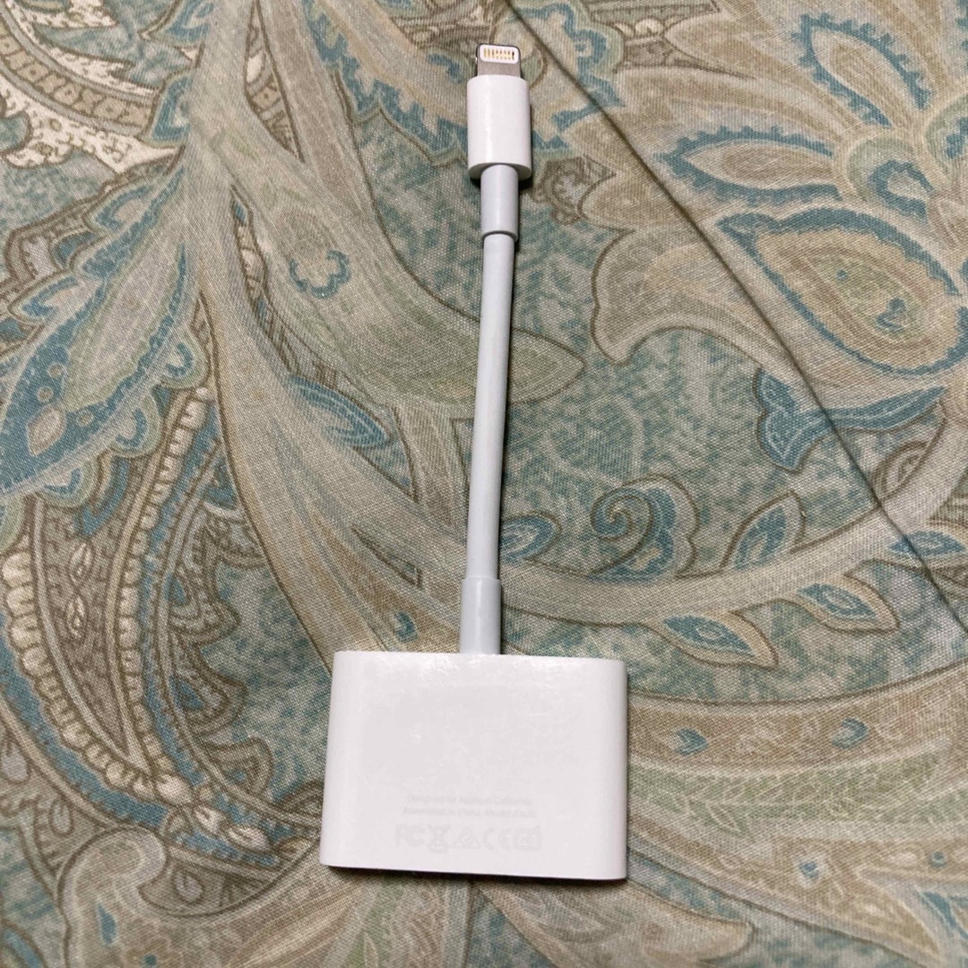 Apple(アップル)のApple Lightning - Digital AVアダプタ A1438 スマホ/家電/カメラのスマホアクセサリー(その他)の商品写真