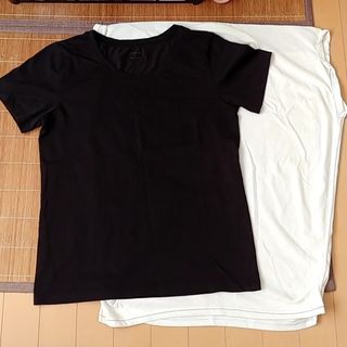 ユニクロ(UNIQLO)のユニクロエアリズムTシャツとおまけ(Tシャツ(半袖/袖なし))