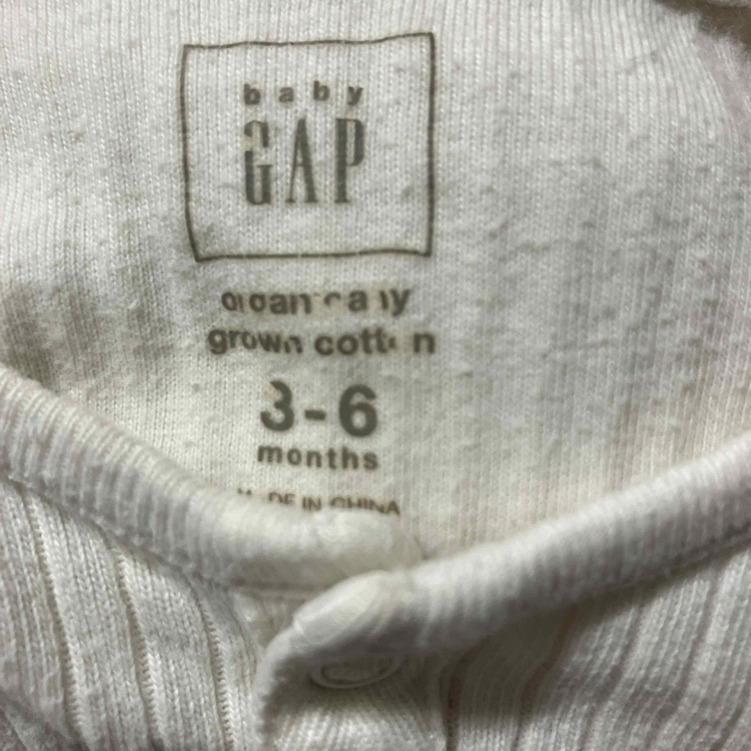 babyGAP(ベビーギャップ)のbabyGAP長袖ロンパース☀️カバーオール4点 キッズ/ベビー/マタニティのベビー服(~85cm)(ロンパース)の商品写真