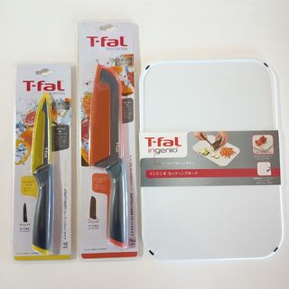 ティファール(T-fal)の【新品/3点】 T-fal 16.5cm＆12cmチタンコーティング包丁/まな板(調理道具/製菓道具)