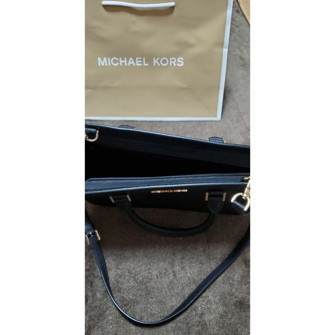 Michael Kors(マイケルコース)の新品 マイケルコース サッチェル バック ブラック レディースのバッグ(ショルダーバッグ)の商品写真