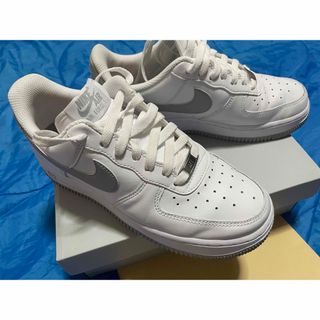 ナイキ(NIKE)のNIKE AIR FORCE 1 '07(スニーカー)