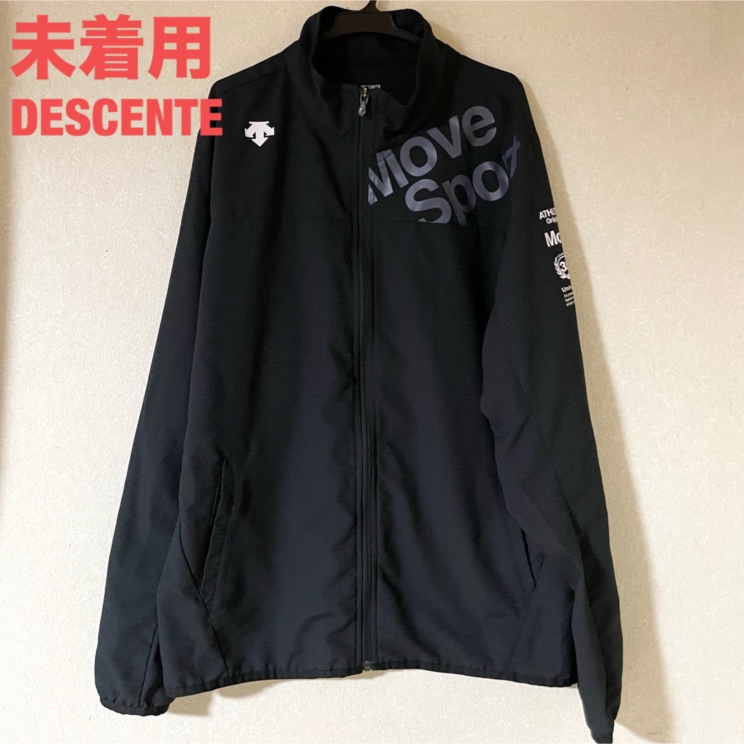 DESCENTE(デサント)の《未着用》 メンズ スポーツウェア ジャケット DESCENTE スポーツ/アウトドアのトレーニング/エクササイズ(ウォーキング)の商品写真