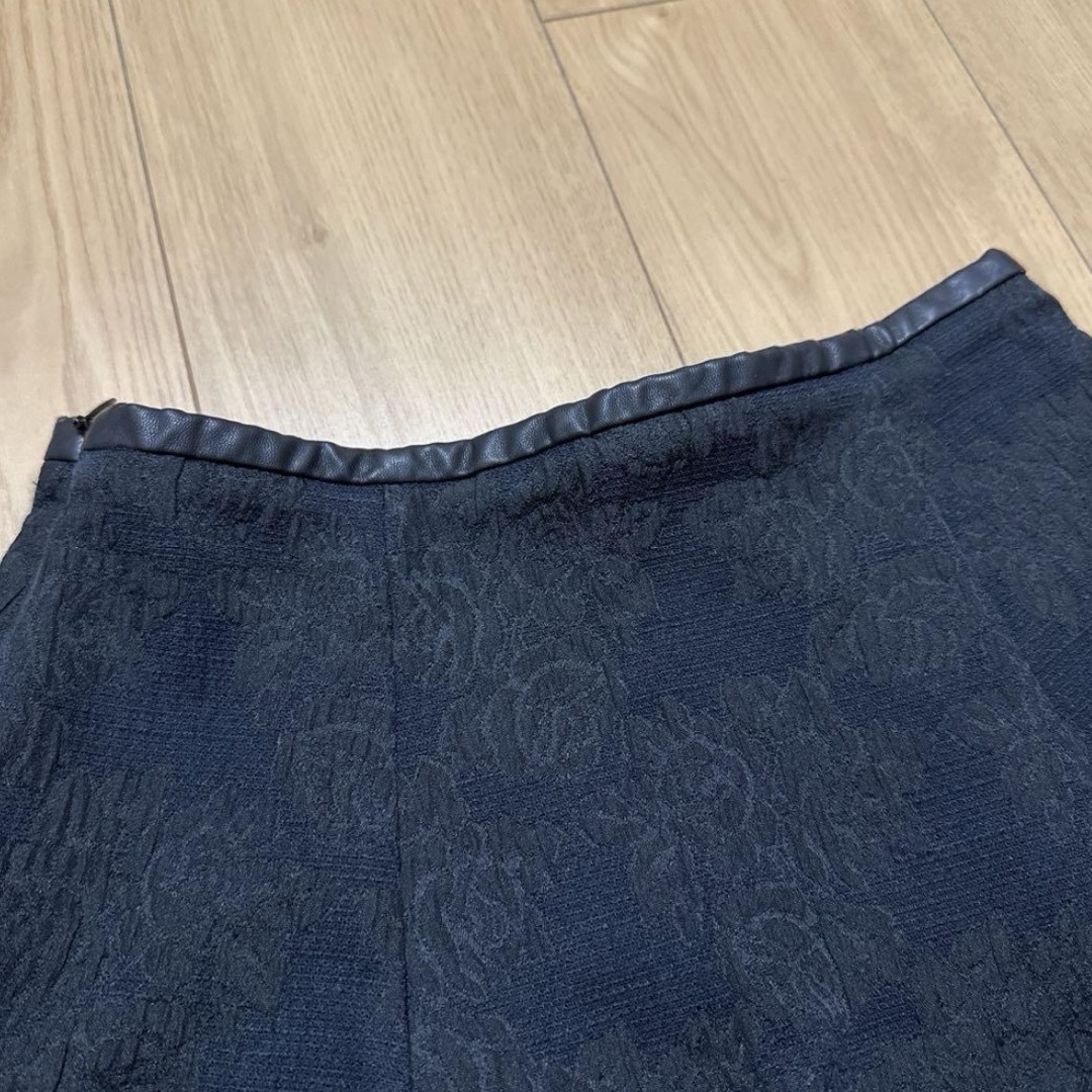 ZARA(ザラ)のZARA ザラ ブラック スカート レディースのスカート(ひざ丈スカート)の商品写真