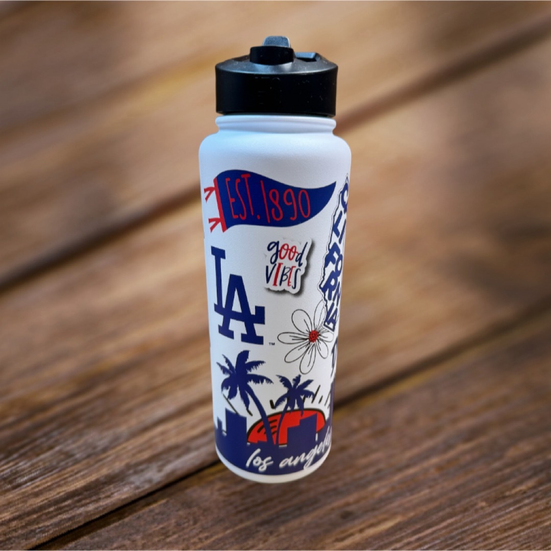 MLB(メジャーリーグベースボール)のロサンゼルス　ドジャース　ボトル　タンブラー　水筒　MLB公式 スポーツ/アウトドアの野球(記念品/関連グッズ)の商品写真