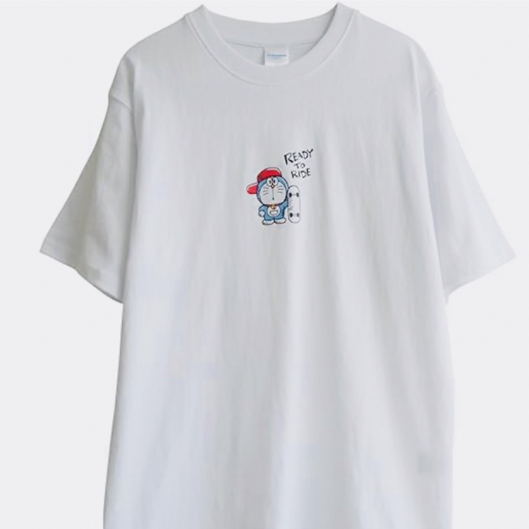 サンリオ(サンリオ)のI'mドラえもん 再入荷 Mサイズ 白 半袖Tシャツ  メンズのトップス(Tシャツ/カットソー(半袖/袖なし))の商品写真