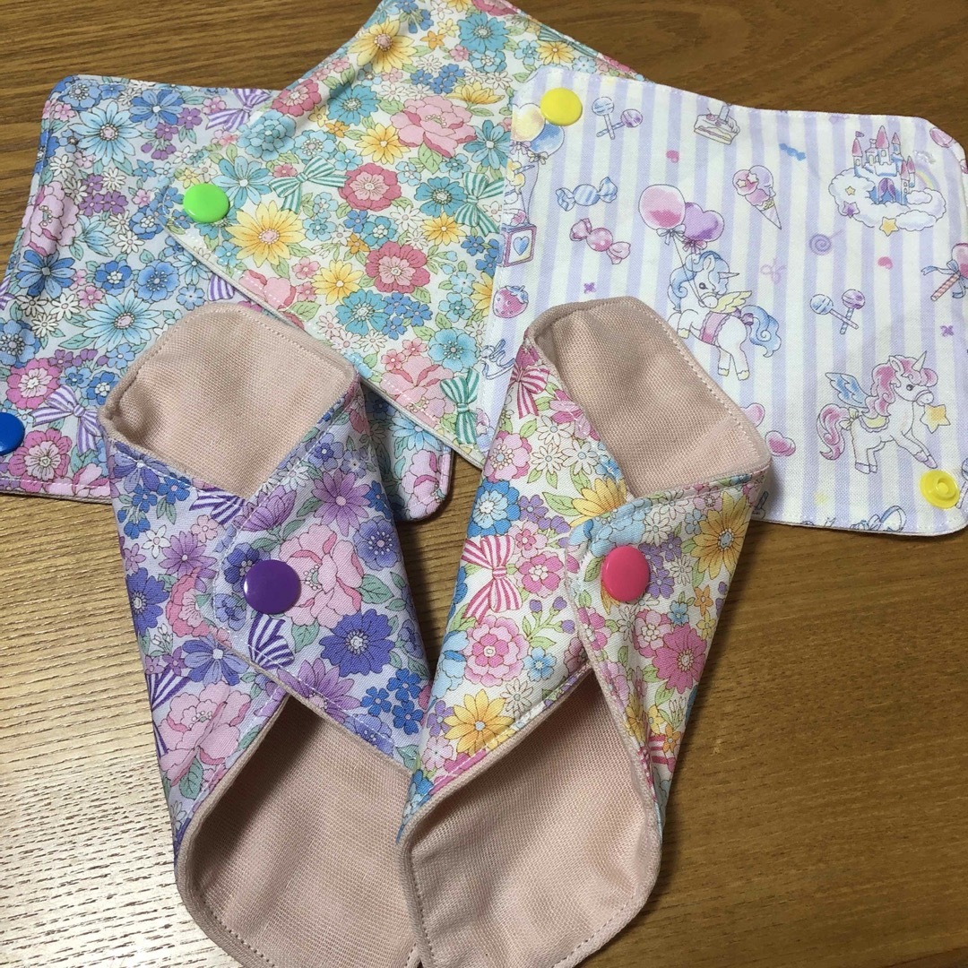 10枚セット❣️ 布ナプキン　綿100 ハンドメイドのハンドメイド その他(その他)の商品写真