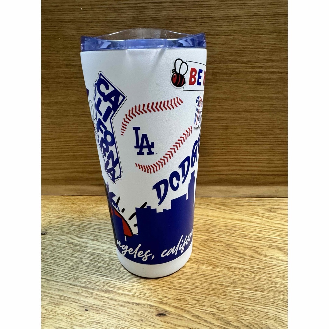 MLB(メジャーリーグベースボール)のロサンゼルス　ドジャース　タンブラー　コップ　MLB公式　大谷翔平 スポーツ/アウトドアの野球(記念品/関連グッズ)の商品写真