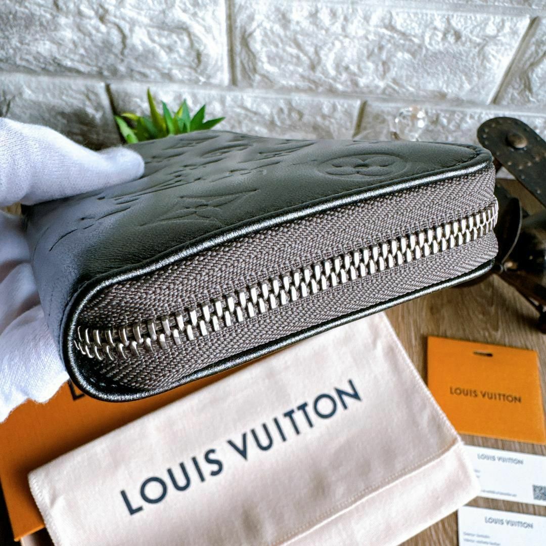 LOUIS VUITTON(ルイヴィトン)の◇ルイヴィトン◇M81763 モノグラム エンボス ラムレザー ジッピー 長財布 メンズのファッション小物(長財布)の商品写真