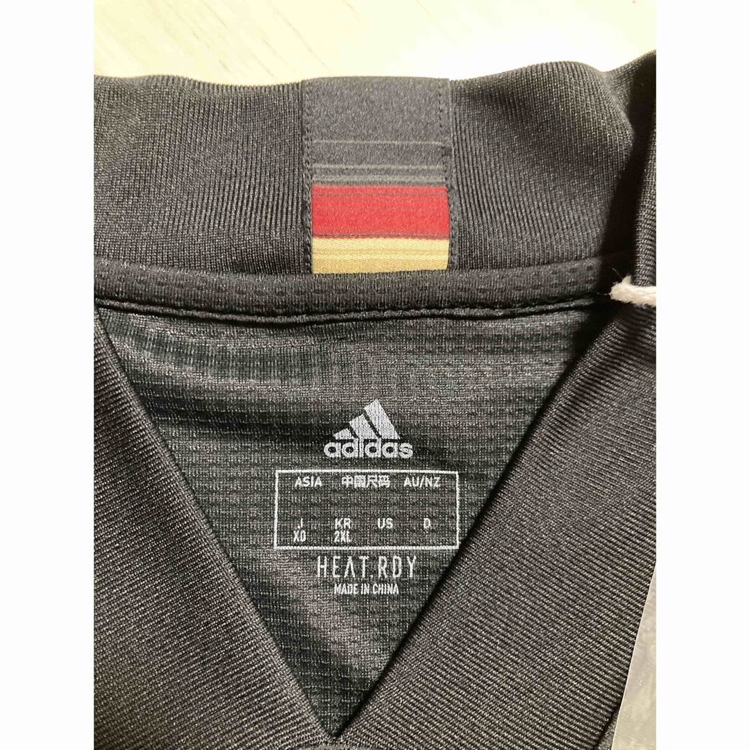 adidas(アディダス)の【新品タグ付き】ドイツ代表2020アウェイ選手仕様ユニフォーム14番ムシアラ スポーツ/アウトドアのサッカー/フットサル(ウェア)の商品写真