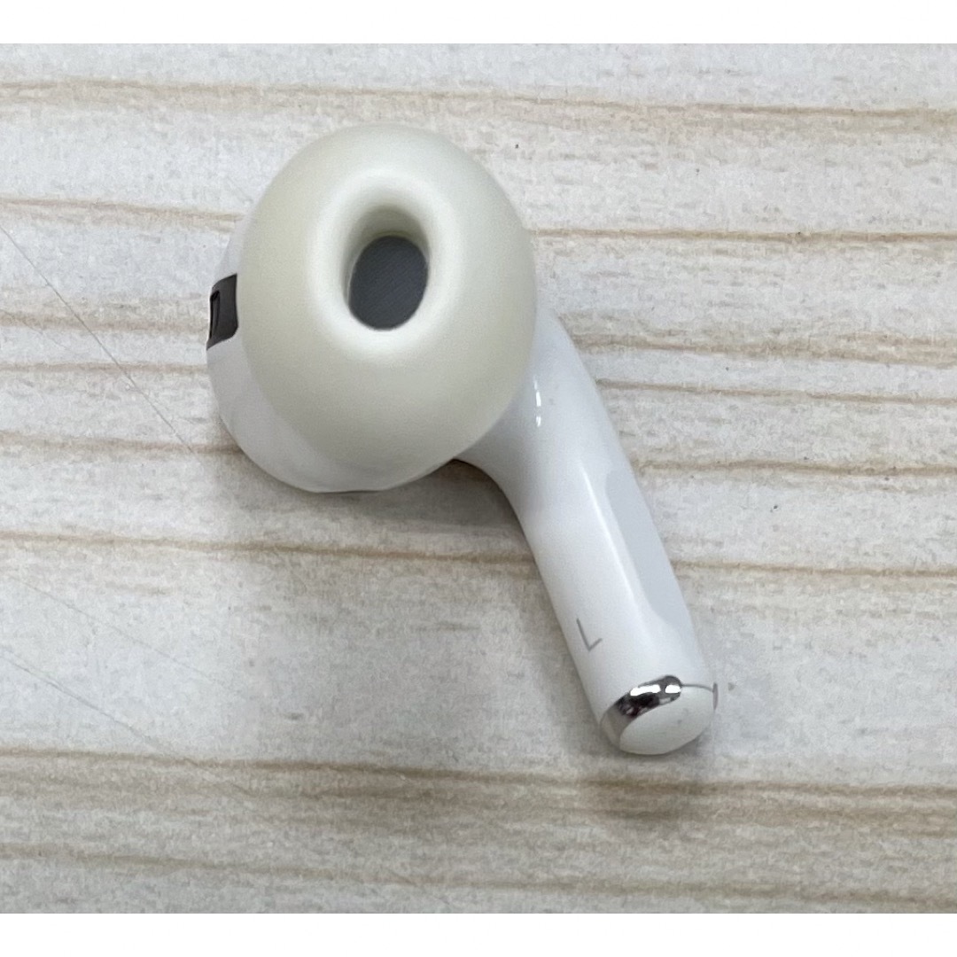 Apple(アップル)の★【正規品】Apple AirPods Pro A2084 左耳 スマホ/家電/カメラのオーディオ機器(ヘッドフォン/イヤフォン)の商品写真