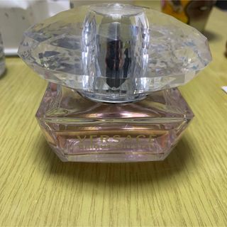 ヴェルサーチ(VERSACE)の★VERSACE★香水　BRIGHT CRYSTAL 50ml  送料込み！(香水(女性用))