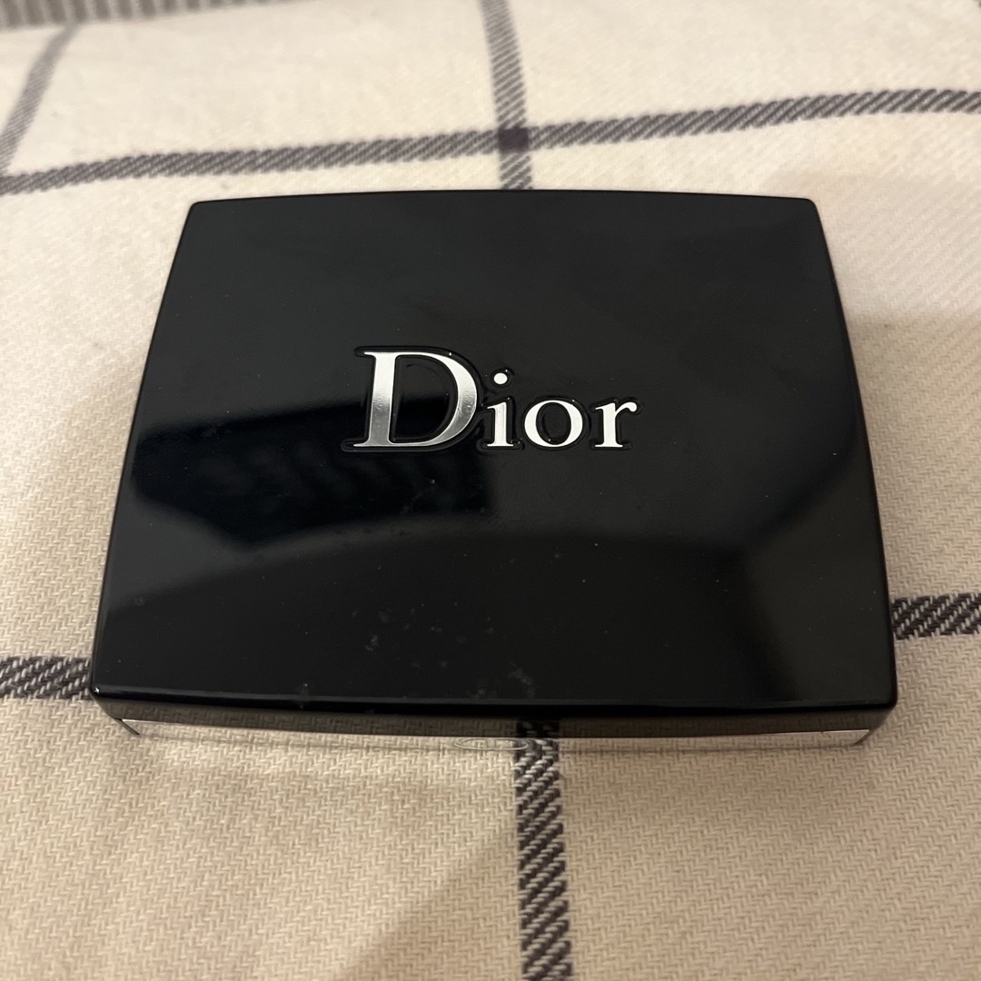 今だけ値下げ♥️Dior ディオール サンククルールチュール669ソフトカシミア コスメ/美容のベースメイク/化粧品(アイシャドウ)の商品写真