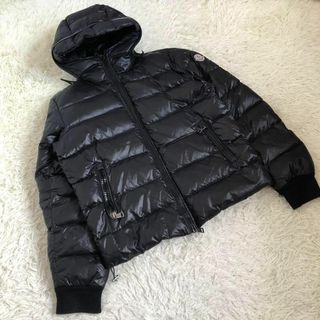 モンクレール(MONCLER)の【モンクレール】MONCLER ダウンジャケット アウター フード(ダウンジャケット)