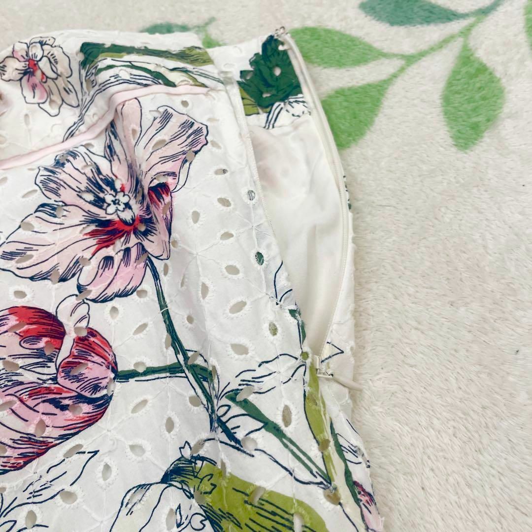 宅配 ローラアシュレイ LauraAshley 花刺繍スカート ブラック 13号 XL 宅配 ローラアシュレイ LauraAshley 花刺繍スカート ブラック 13号 XL