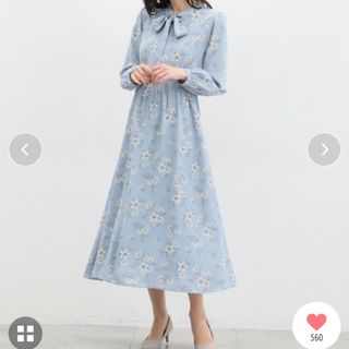 ハニーズ(HONEYS)の【美品】ハニーズ ボウタイ花柄ワンピース ブルー 可愛い 水色 春夏服(ロングワンピース/マキシワンピース)