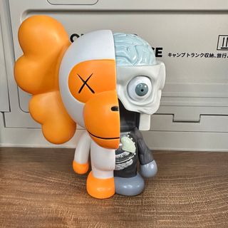 BAPE×kaws milo カウズ マイロ エイプ ベイプ　フィギュア(アニメ/ゲーム)