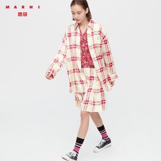 ユニクロ(UNIQLO)のユニクロ MARNI マルニ オーバーサイズシャツ 長袖 ピンク ベージュ M(シャツ/ブラウス(長袖/七分))