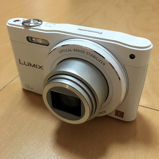 パナソニック(Panasonic)の【Wi-Fi対応】【美品】ホワイト LUMIX SZ8 1600万画素(コンパクトデジタルカメラ)