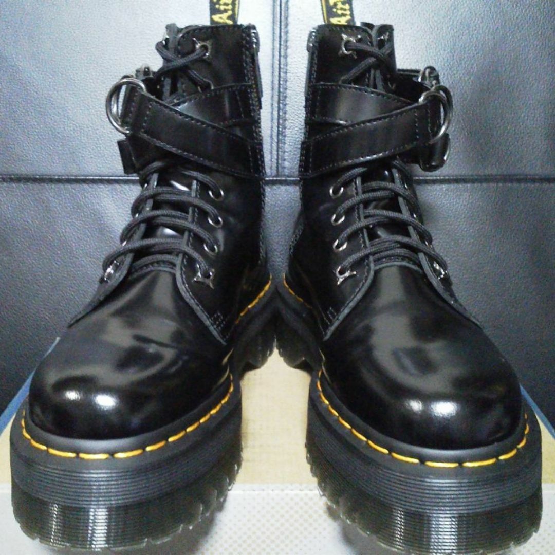 Dr.Martens(ドクターマーチン)の【激レア】Dr.Martens JADON HDW UK5 黒 厚底 8ホール レディースの靴/シューズ(ブーツ)の商品写真