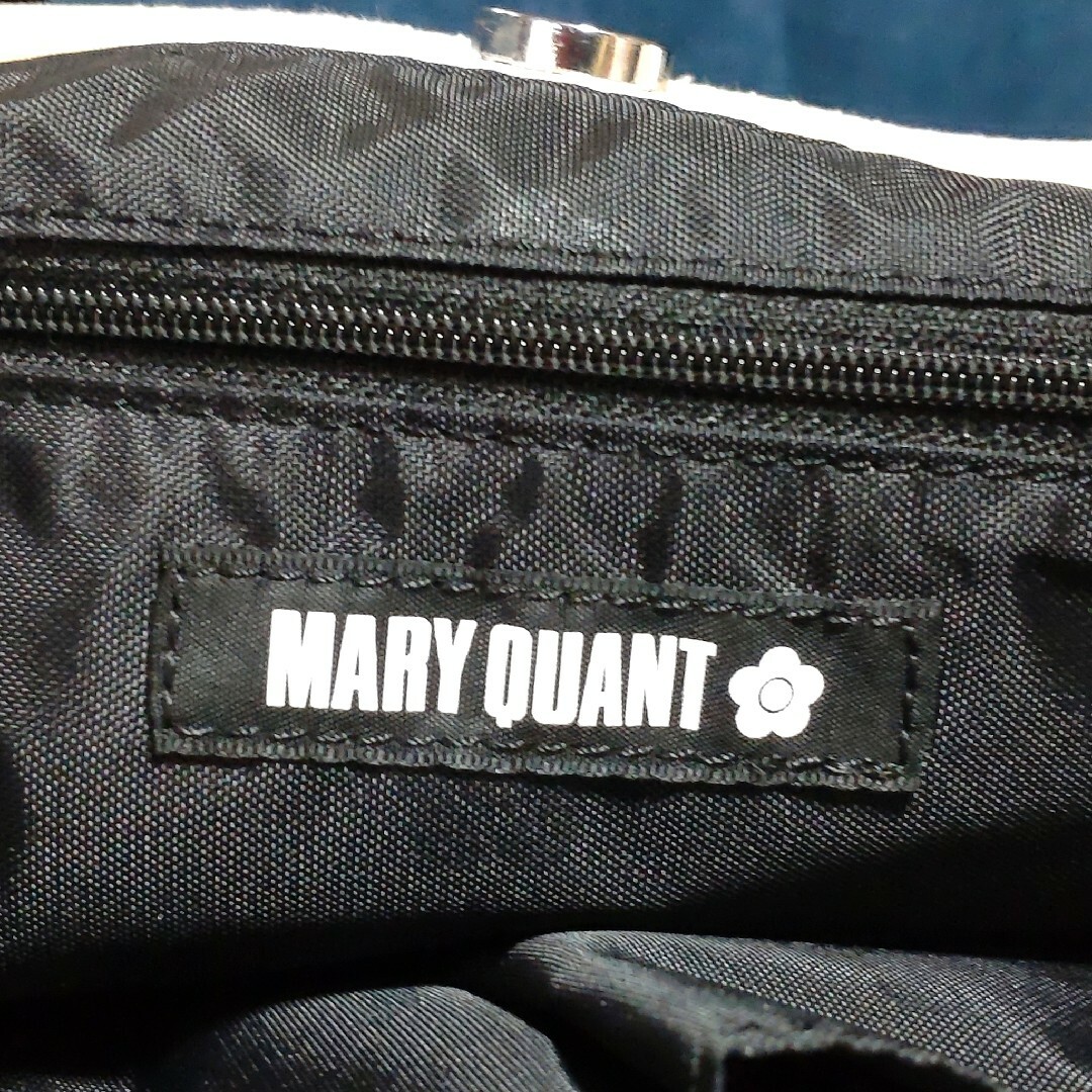 MARY QUANT(マリークワント)のマリークワント　布製トートバッグ　ライトピンクデイジー柄　大人可愛い　肩掛け可 レディースのバッグ(トートバッグ)の商品写真