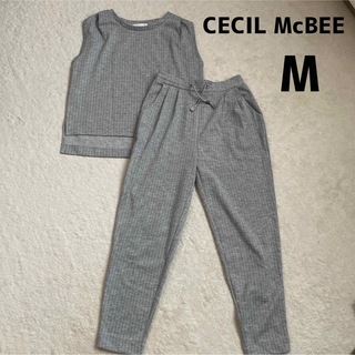 セシルマクビー(CECIL McBEE)のCECIL McBEE  セットアップ　レディース服　M(クロップドパンツ)