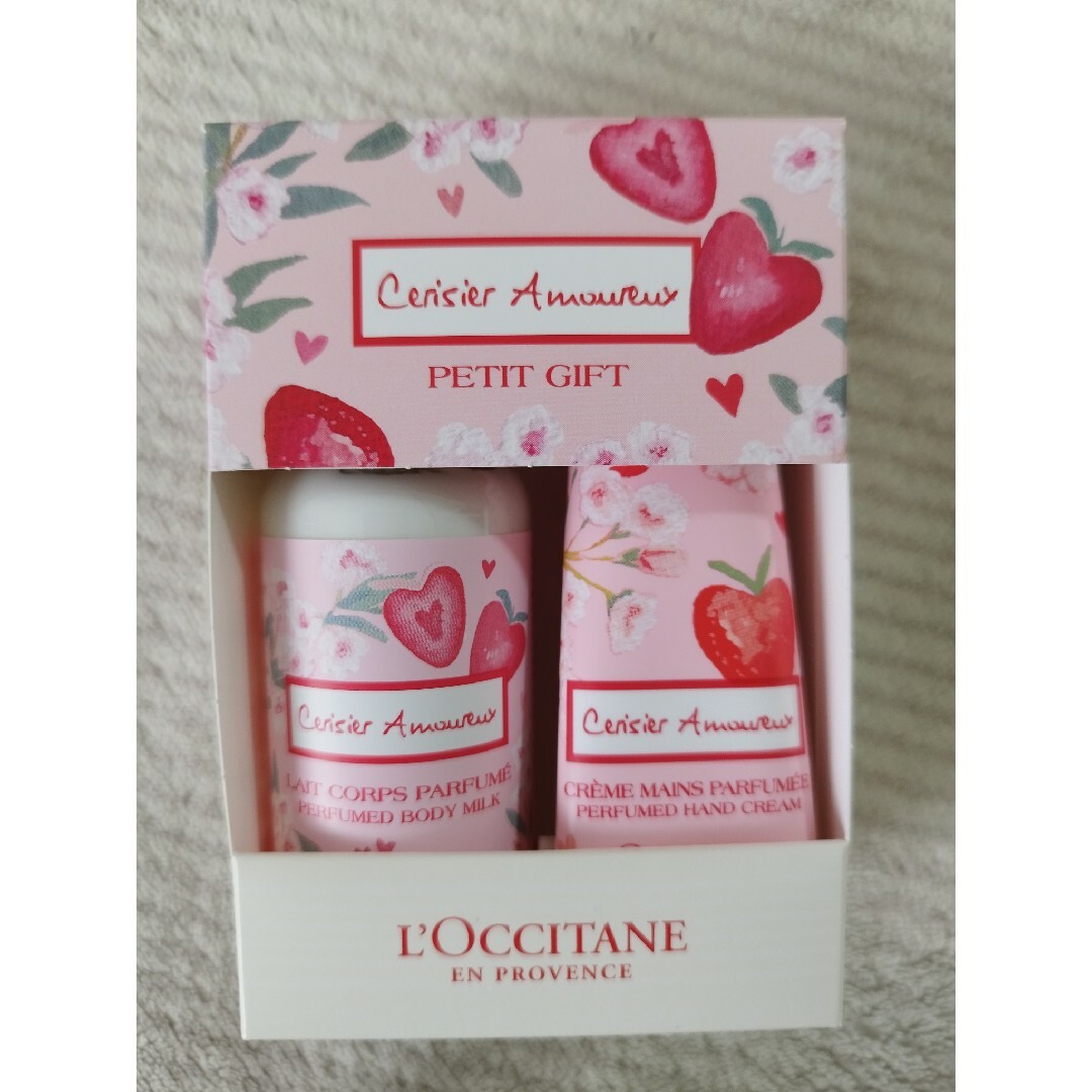 L'OCCITANE(ロクシタン)のL'OCCITANE　チェリーストロベリープチギフト コスメ/美容のボディケア(ハンドクリーム)の商品写真