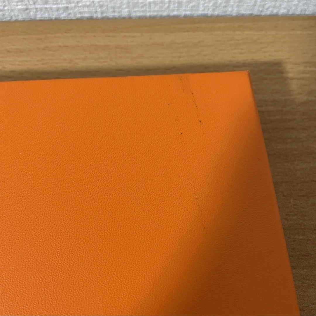 Hermes(エルメス)の【新品未使用】エルメス　ネクタイ　シルク100%　H606004T　箱付き メンズのファッション小物(ネクタイ)の商品写真