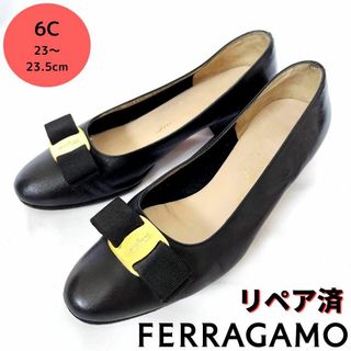 サルヴァトーレフェラガモ(Salvatore Ferragamo)のサルヴァトーレ・フェラガモ【Ferragamo】ヴァラ パンプス 黒(ハイヒール/パンプス)