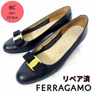 サルヴァトーレフェラガモ(Salvatore Ferragamo)のサルヴァトーレ・フェラガモ【Ferragamo】ヴァラ パンプス ネイビー(ハイヒール/パンプス)