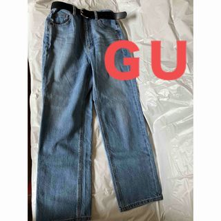 ジーユー(GU)の★新品★GUハイライズストレートデニム　パンツ(デニム/ジーンズ)