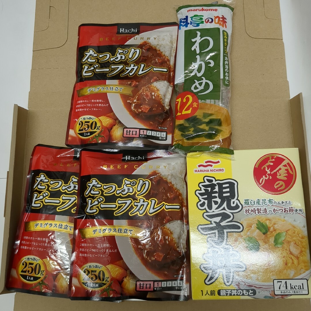 Maruha Nichiro(マルハニチロ)のビーフカレー　甘口　親子丼　わかめ味噌汁　マルハニチロ 食品/飲料/酒の加工食品(レトルト食品)の商品写真