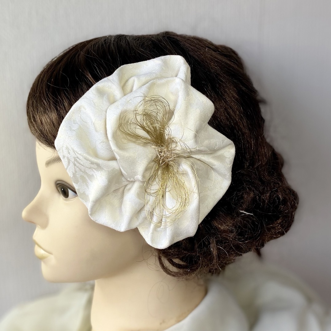 和装髪飾り 白 ヘッドドレス ヘアアクセサリー 白無垢 振袖 胡蝶 和装髪飾り 白 ヘッドドレス ヘアアクセサリー 白無垢 振袖 胡蝶