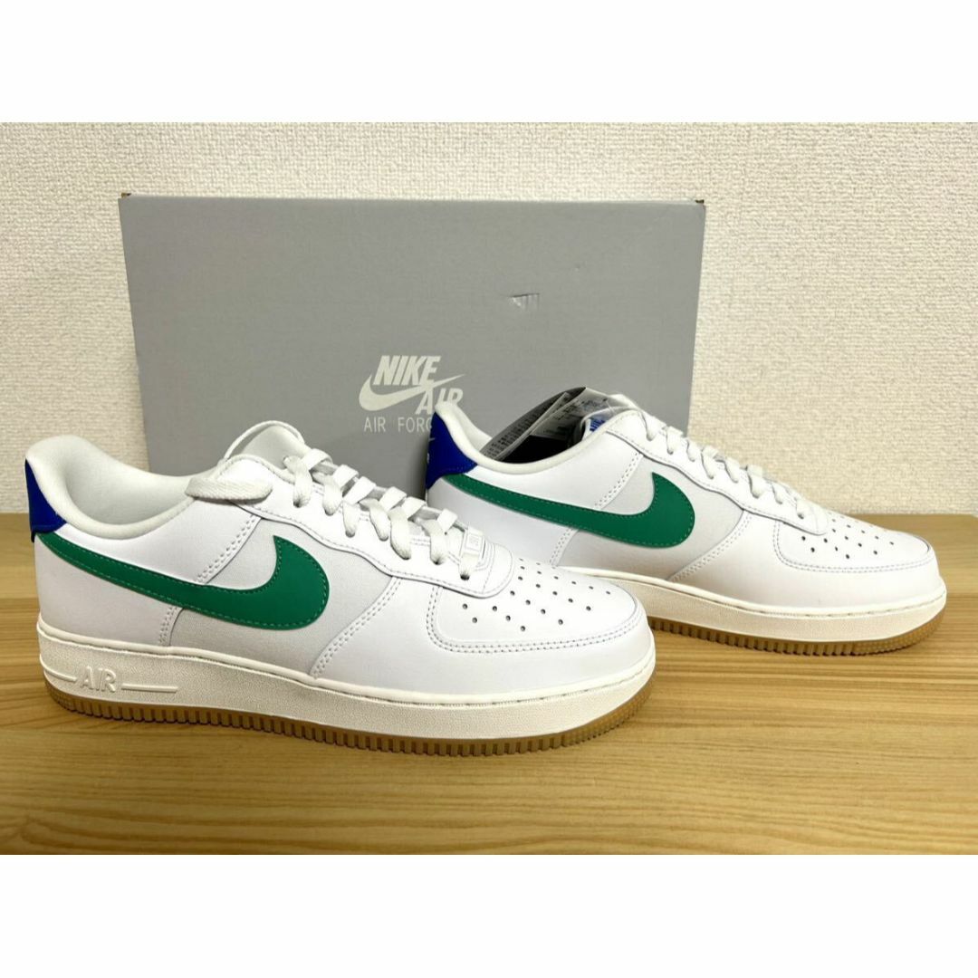 NIKE(ナイキ)のナイキ エア フォース 1 '07 WMNS 29.0cm 新品 Wグリーン メンズの靴/シューズ(スニーカー)の商品写真