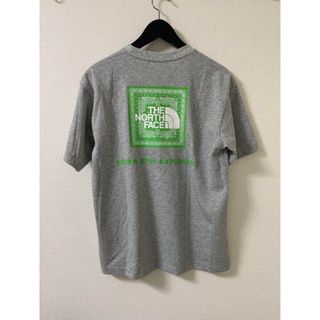 ザノースフェイス(THE NORTH FACE)の未使用品　ザノースフェイス　Tシャツ　ペイズリー柄　グレー　バンダナスクエアロゴ(Tシャツ/カットソー(半袖/袖なし))