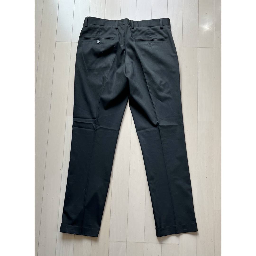 ZARA(ザラ)のZARA MAN BASIC PANTS SIZE 31 メンズのパンツ(スラックス)の商品写真