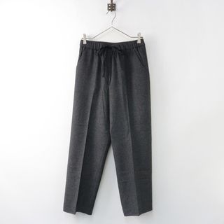 アーツアンドサイエンス(ARTS&SCIENCE)の美品 アーツアンドサイエンス ARTS&SCIENCE D Sstraight pants2 ヤクフランネル ストレートパンツ 0/チャコールグレー【2400013837279】(カジュアルパンツ)