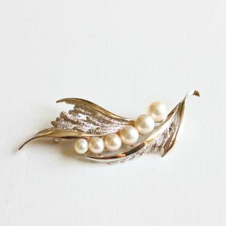 ミキモト(MIKIMOTO)のMIKIMOTO ミキモト パールシルバーブローチ(ブローチ/コサージュ)