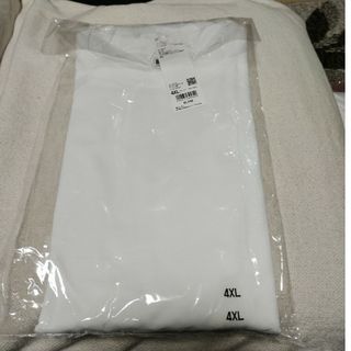 ユニクロ(UNIQLO)のユニクロのTシャツ   無地　白　　4XL(Tシャツ/カットソー(半袖/袖なし))