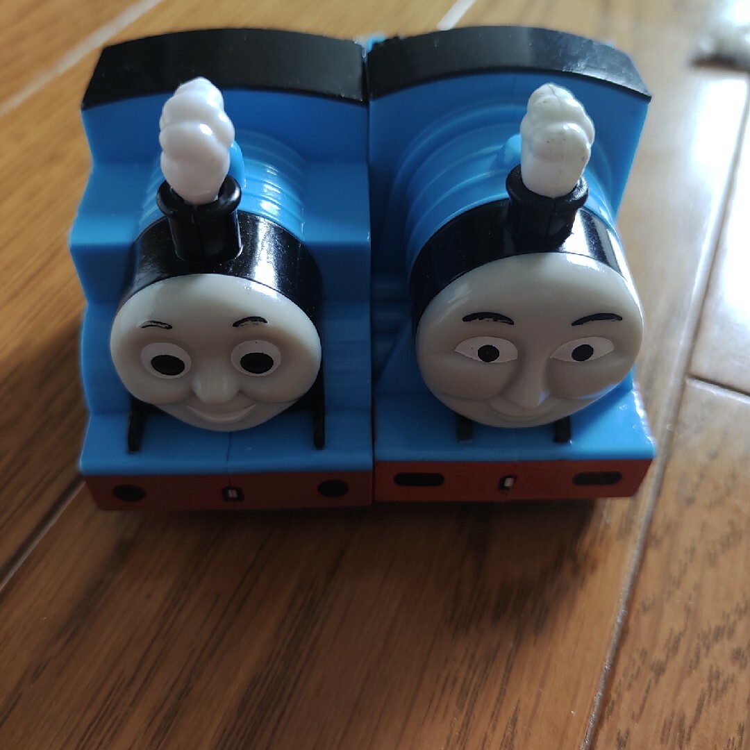 THOMAS(トーマス)のトーマス キッズ/ベビー/マタニティのおもちゃ(電車のおもちゃ/車)の商品写真