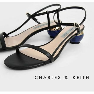 CHARLES & KEITH スカルプチュアヒール アンクルストラップサンダル