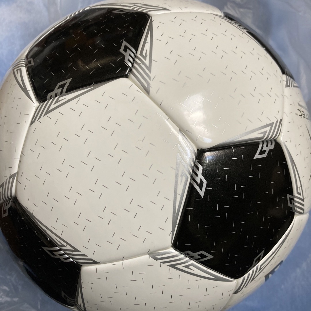 molten(モルテン)のサッカーボール スポーツ/アウトドアのサッカー/フットサル(ボール)の商品写真