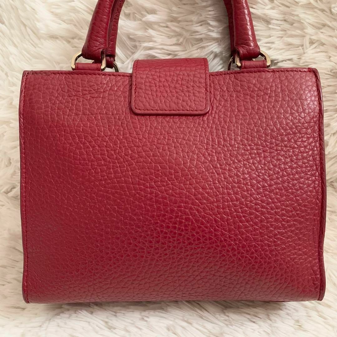 Furla(フルラ)の極美品✨フルラ フロー ハンドバッグ 2way レザー ロゴ金具 レッド 袋付き レディースのバッグ(ショルダーバッグ)の商品写真