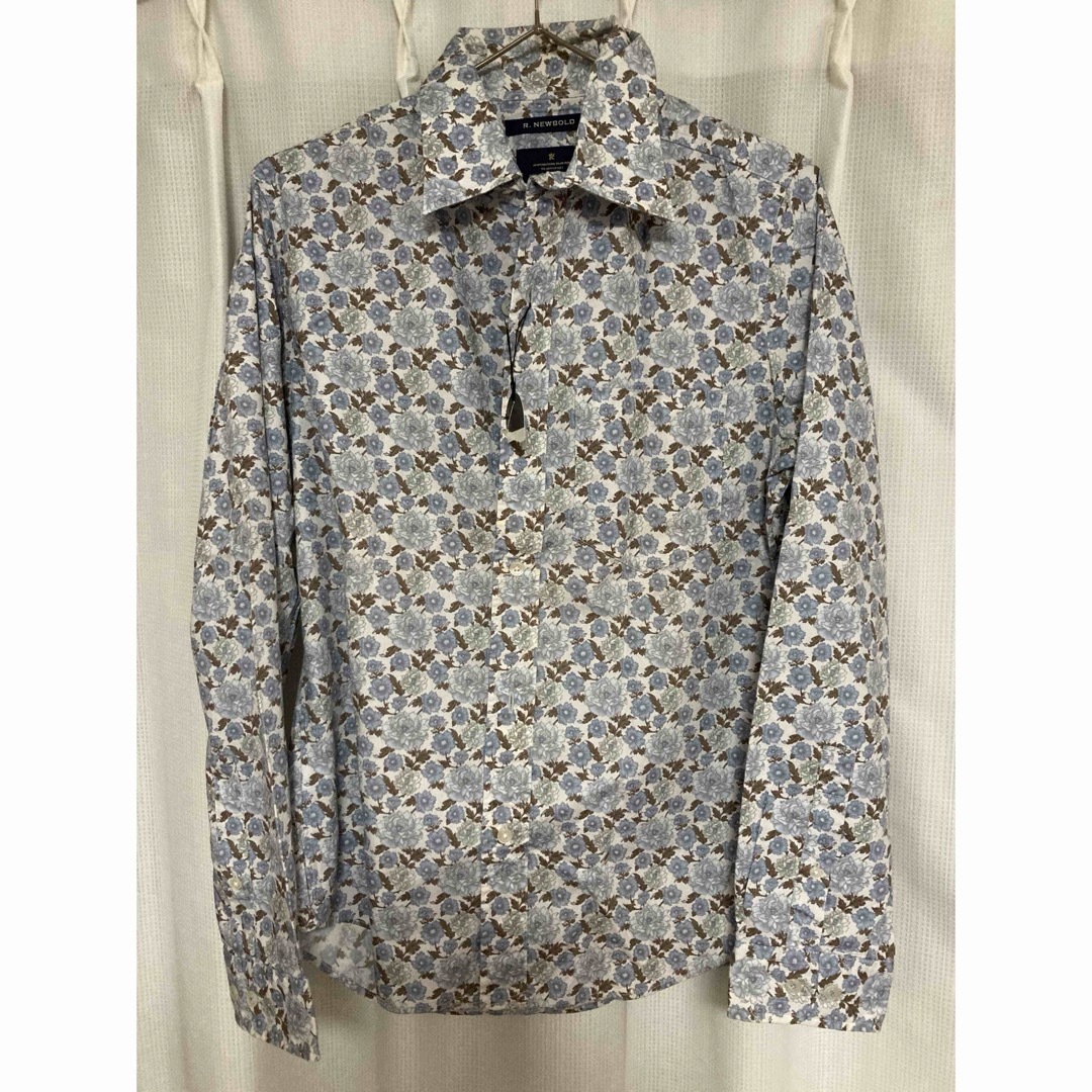 Paul Smith(ポールスミス)のR.NEWBOLD 花柄シャツ メンズのトップス(Tシャツ/カットソー(七分/長袖))の商品写真