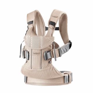 ベビービョルン(BABYBJORN)のベビービョルン　ベビーキャリー　抱っこ紐 ONE KAI Air パーリーピンク(抱っこひも/おんぶひも)