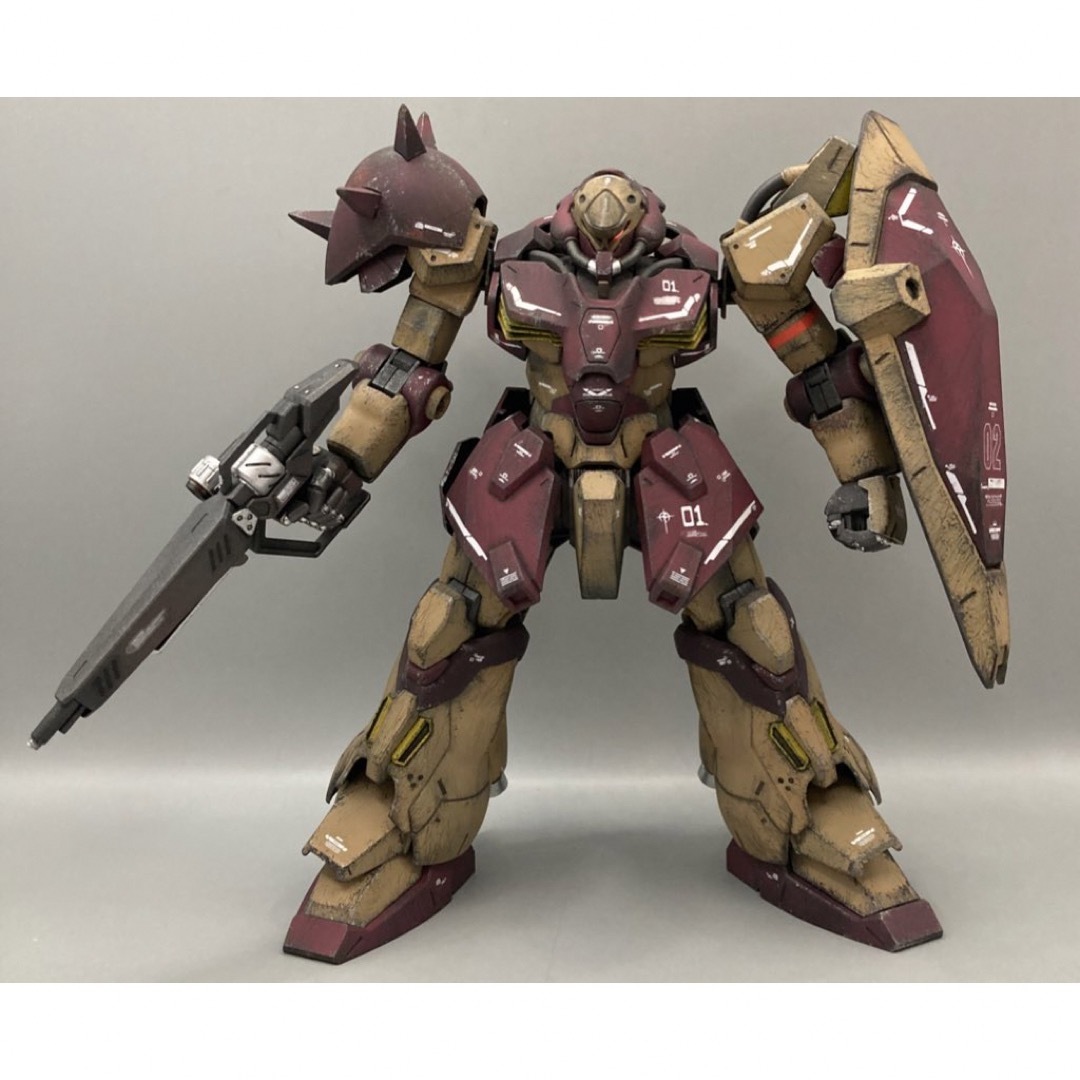 BANDAI(バンダイ)のガンプラ　電飾加工・改修・全塗装済み完成品　 Me02R-F01 メッサー　 エンタメ/ホビーのおもちゃ/ぬいぐるみ(模型/プラモデル)の商品写真