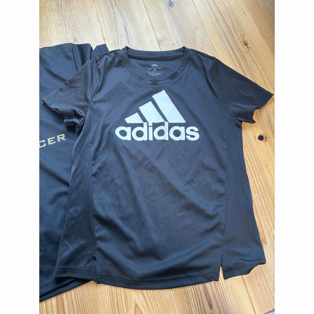 adidas(アディダス)のadidas Tシャツ　練習着　サッカー　美品 150 キッズ/ベビー/マタニティのキッズ服男の子用(90cm~)(Tシャツ/カットソー)の商品写真